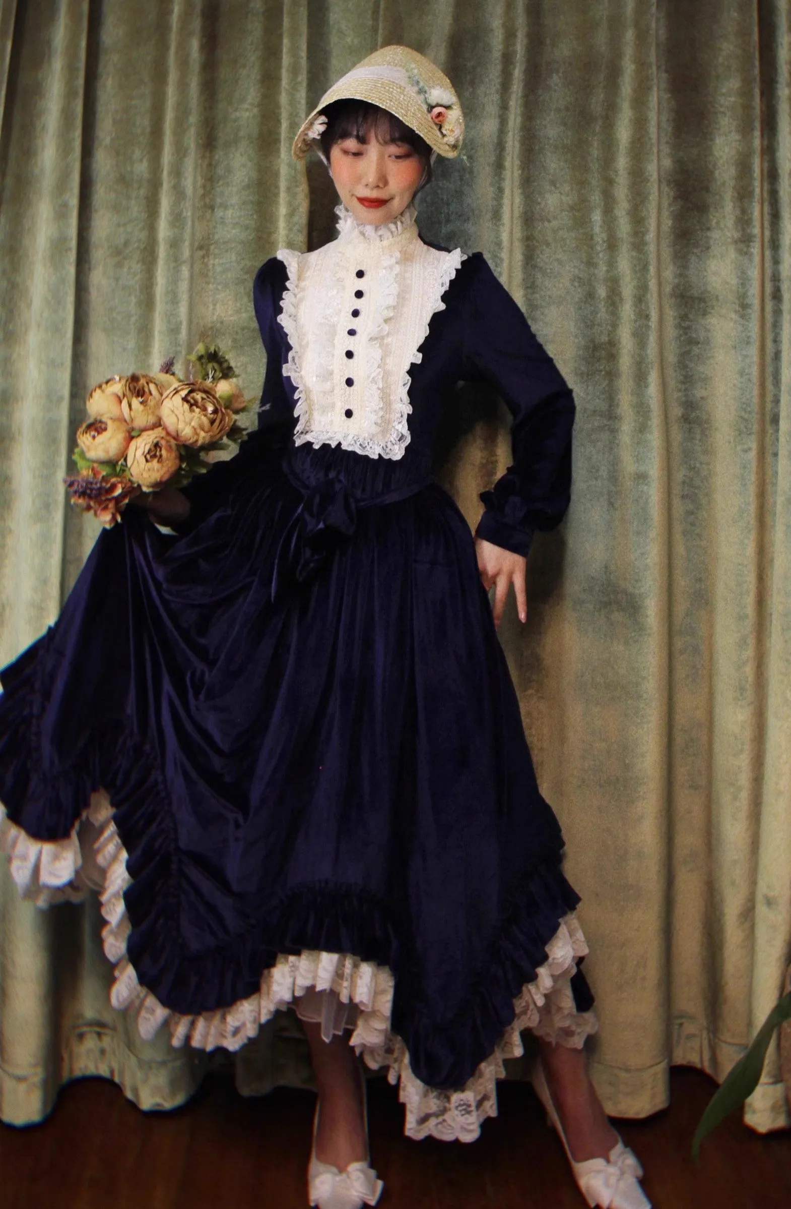 1900s Edwardian Stand Collar Swing Dress