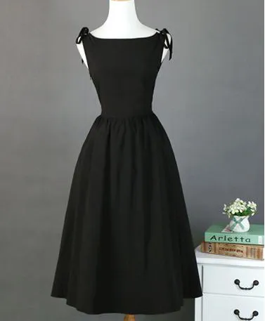 1950s Hepburn Style Black Dress