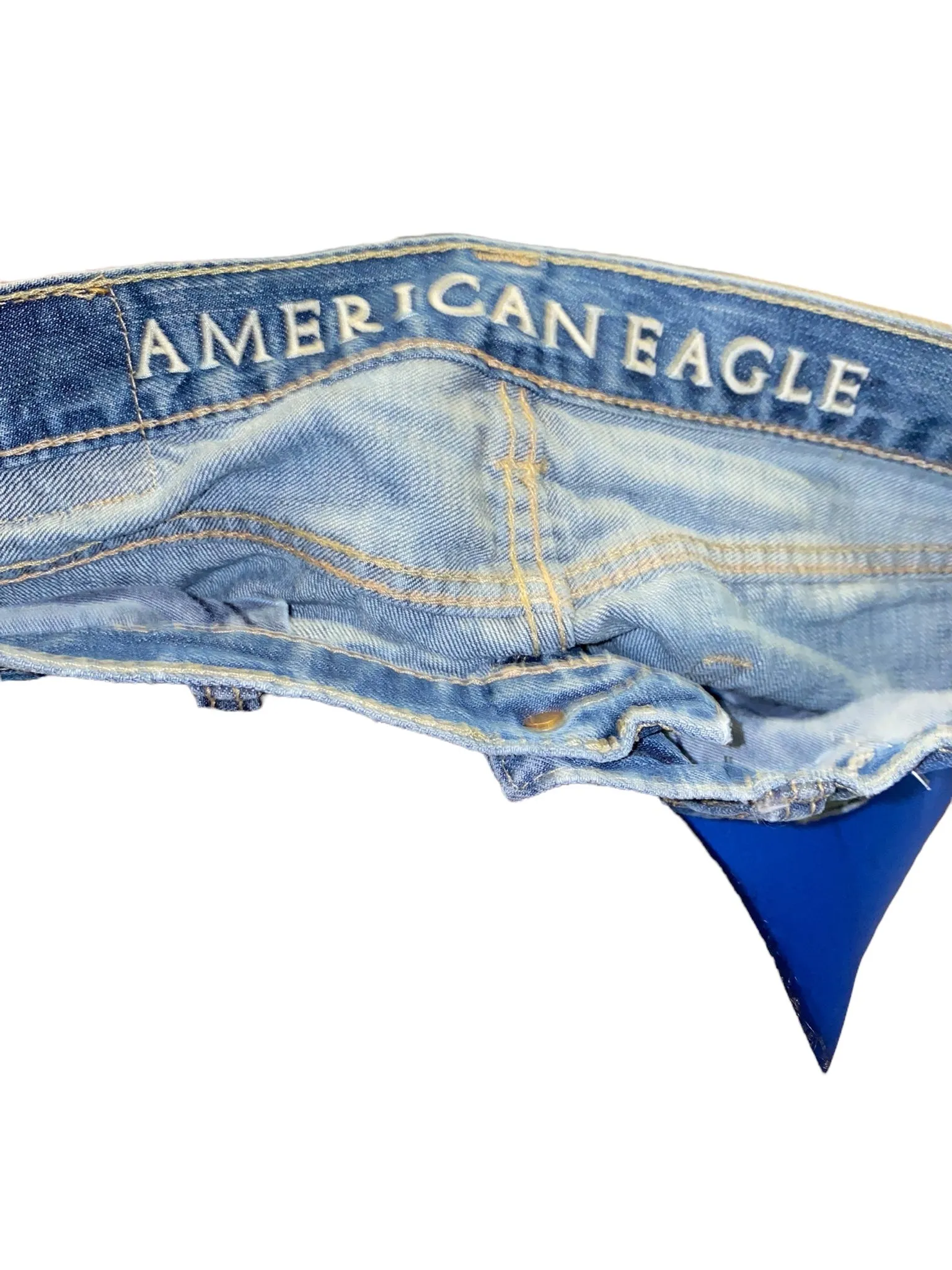 American Eagle Mens Low Rise Bootcut Distress Med Wash Jean Blue (Size: 30 x 30)