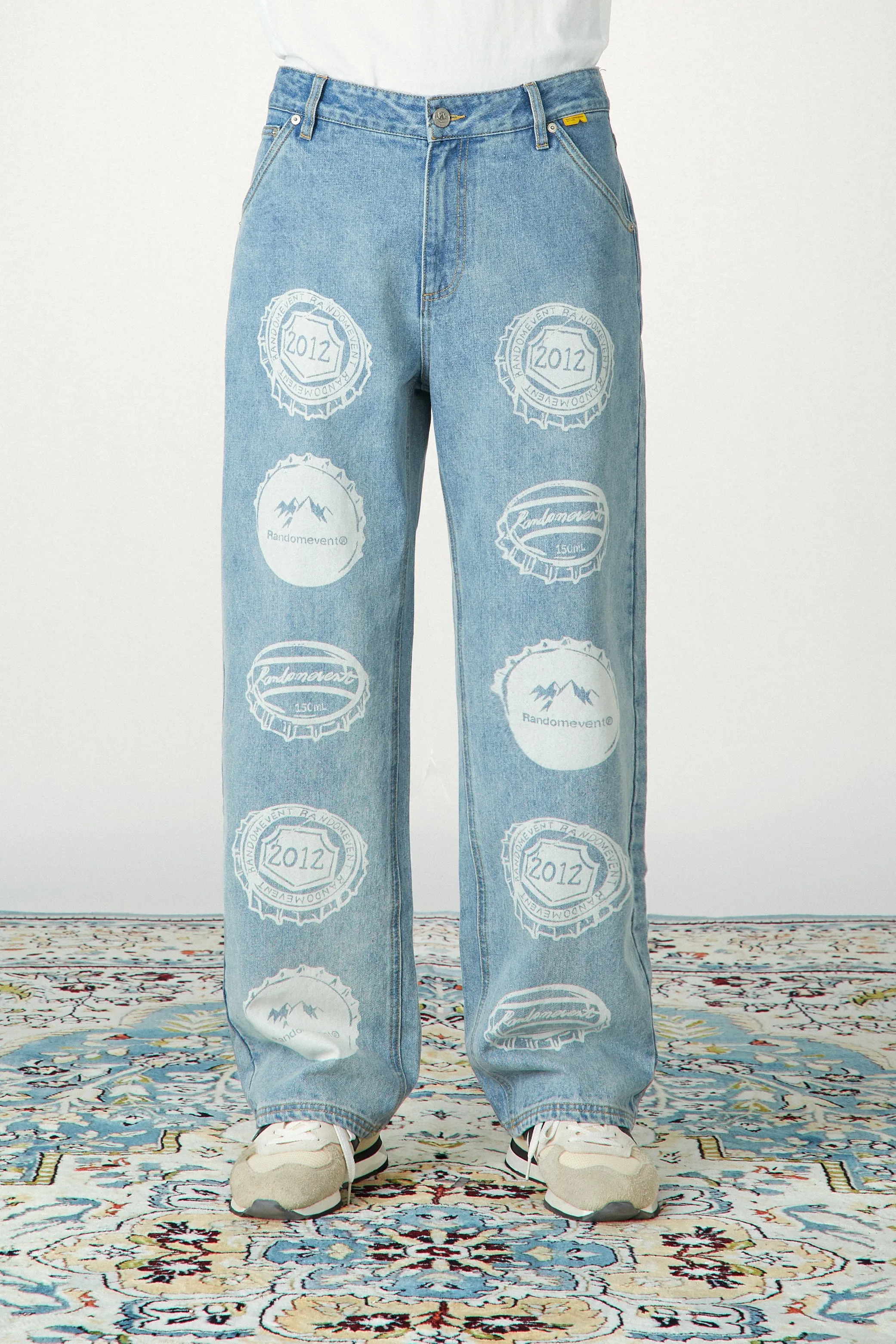 Bottle Cap Pattern Denim Pants