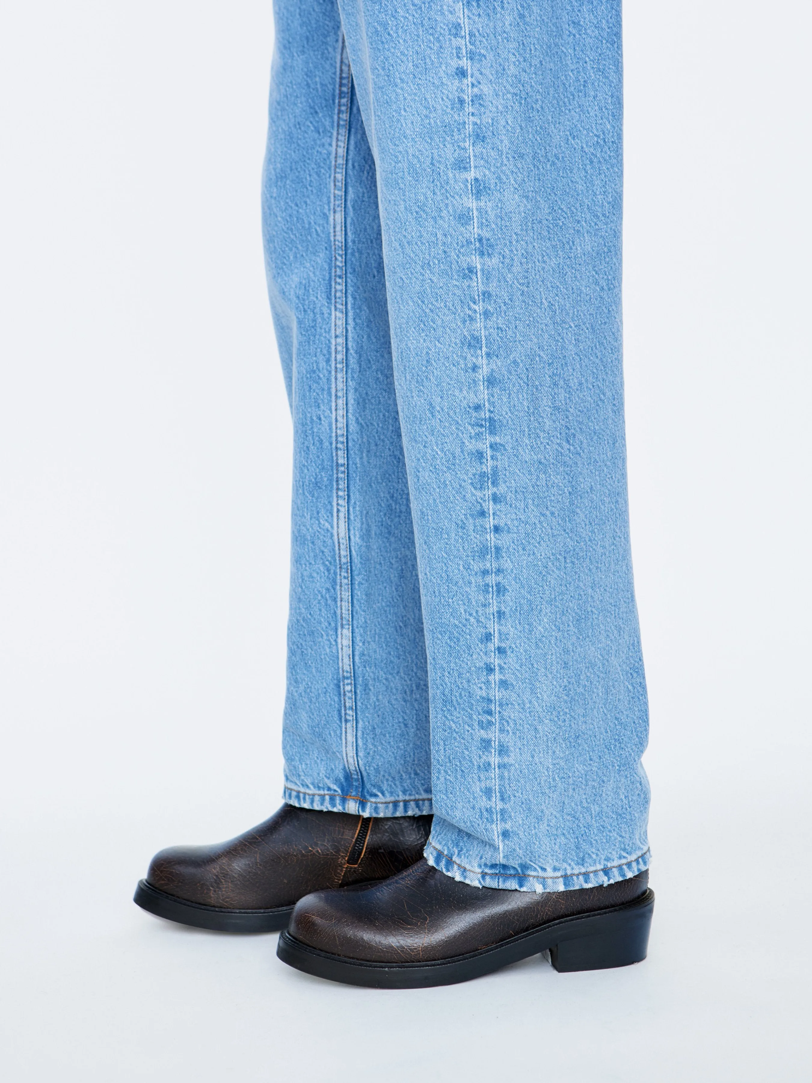 Classic Cut Jeans | Mid Wash