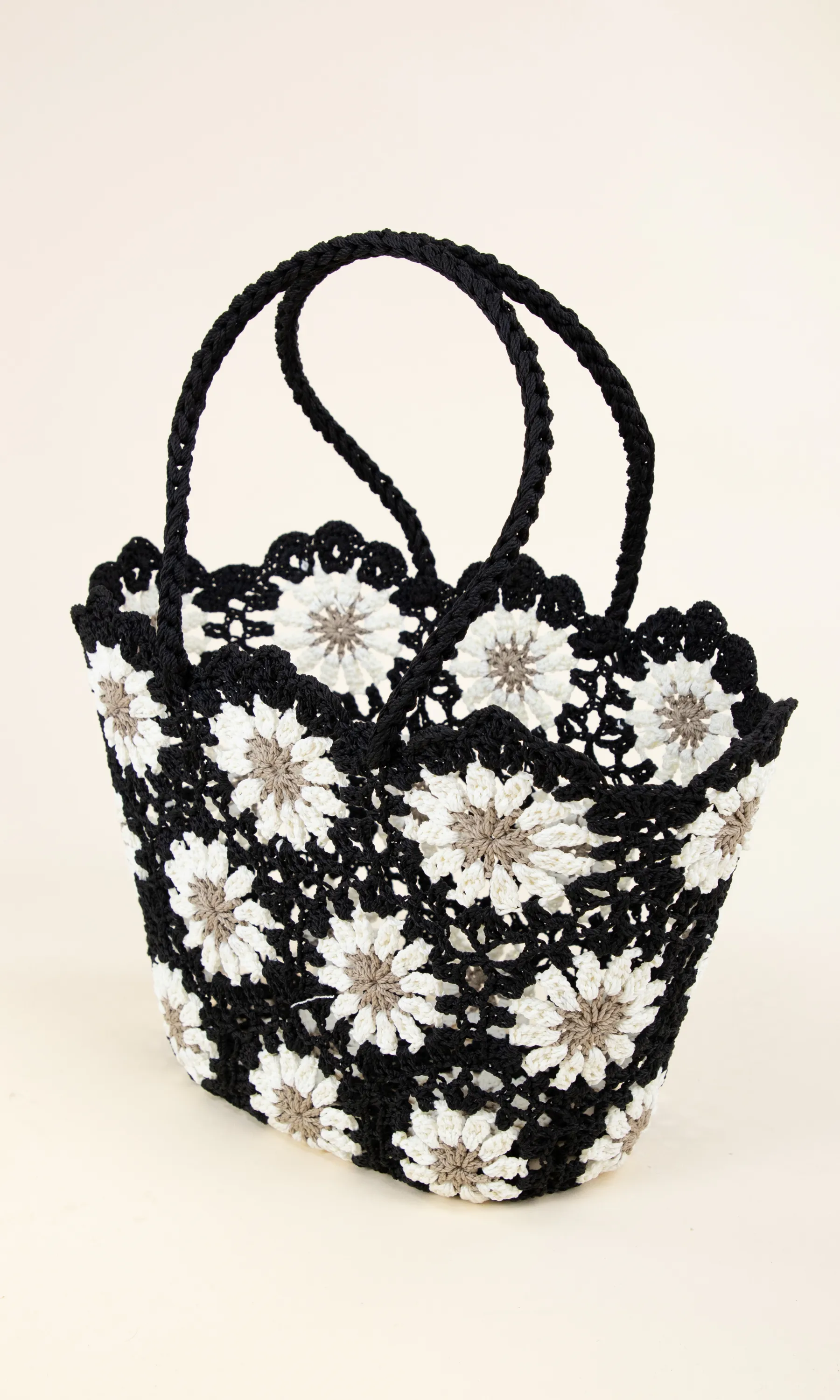 Daisy Delight Crochet Tote Bag - Black