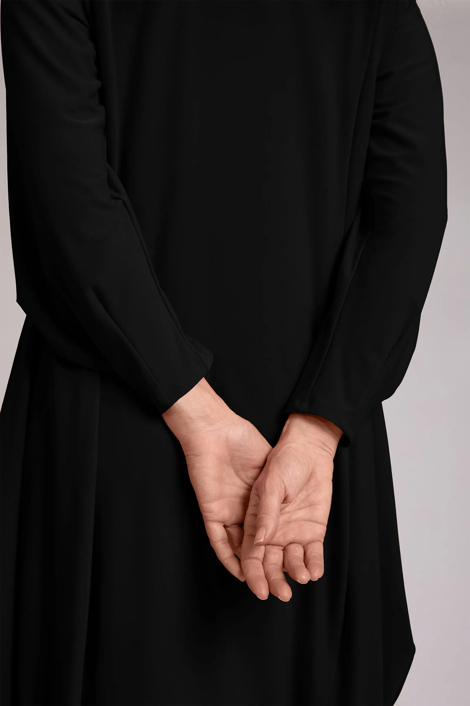 Easy Crew Neck Lantern Dress | Black