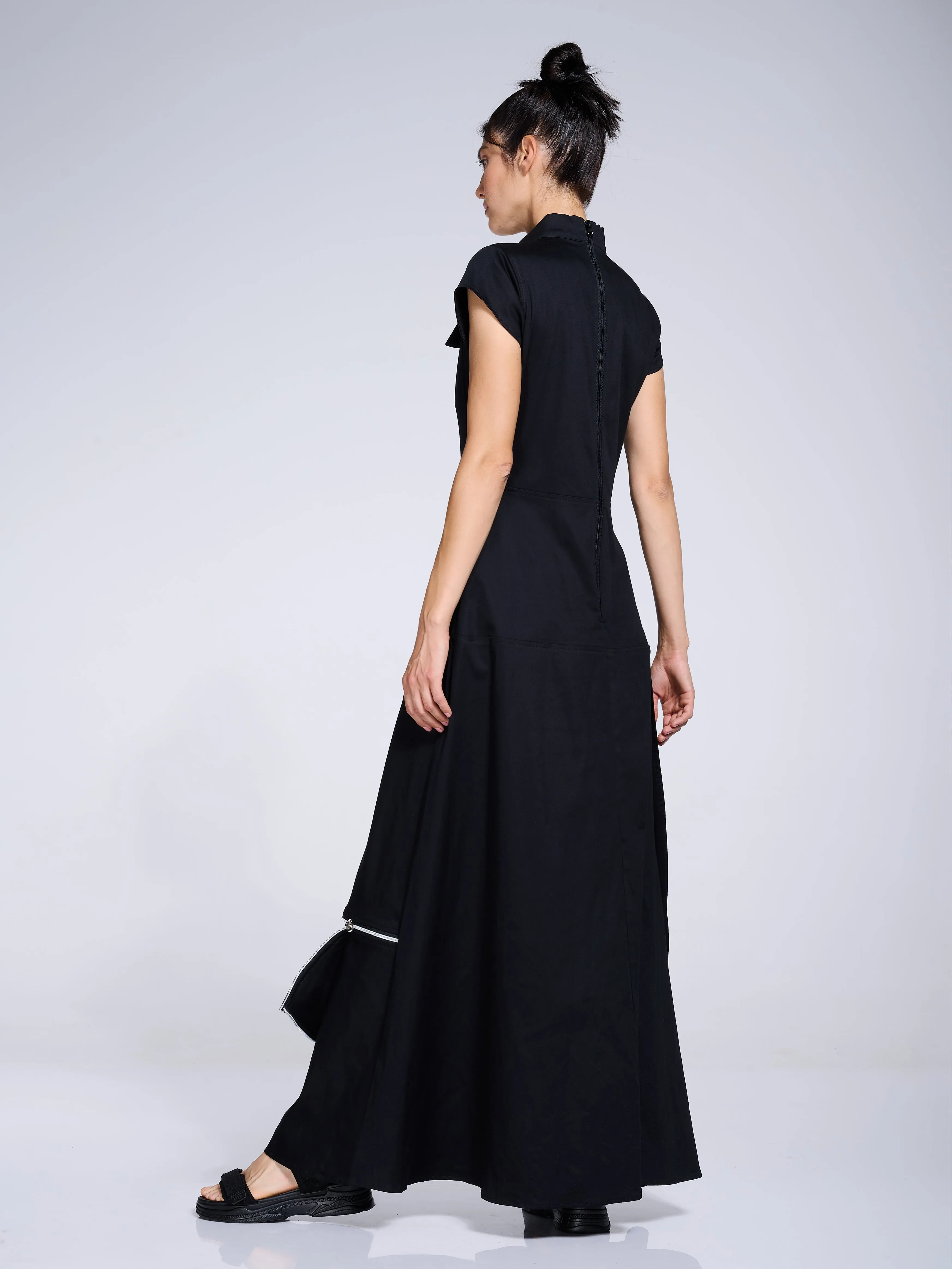 Extravagant Long Dress With Zippers