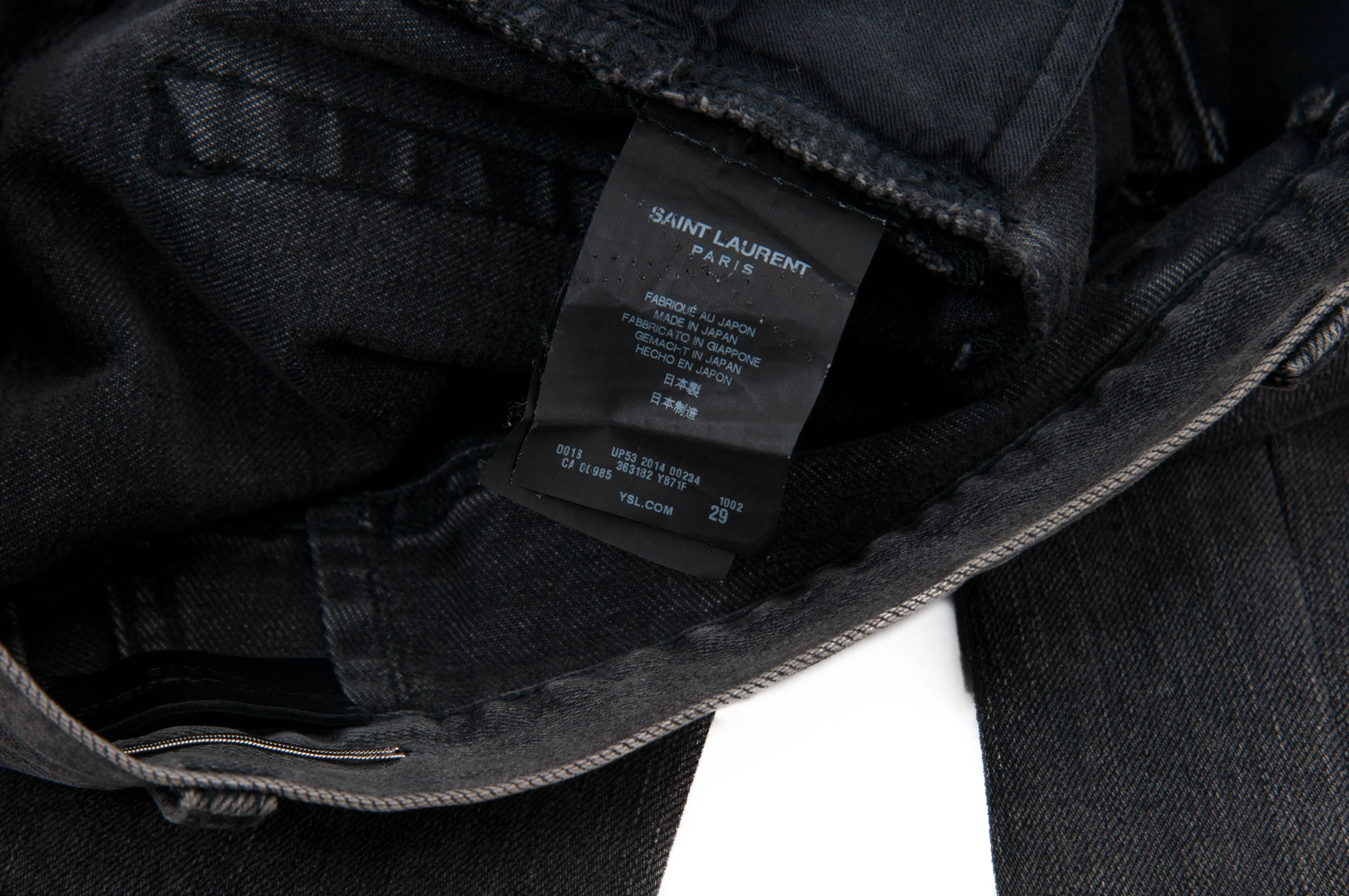 Gray D02 Jeans