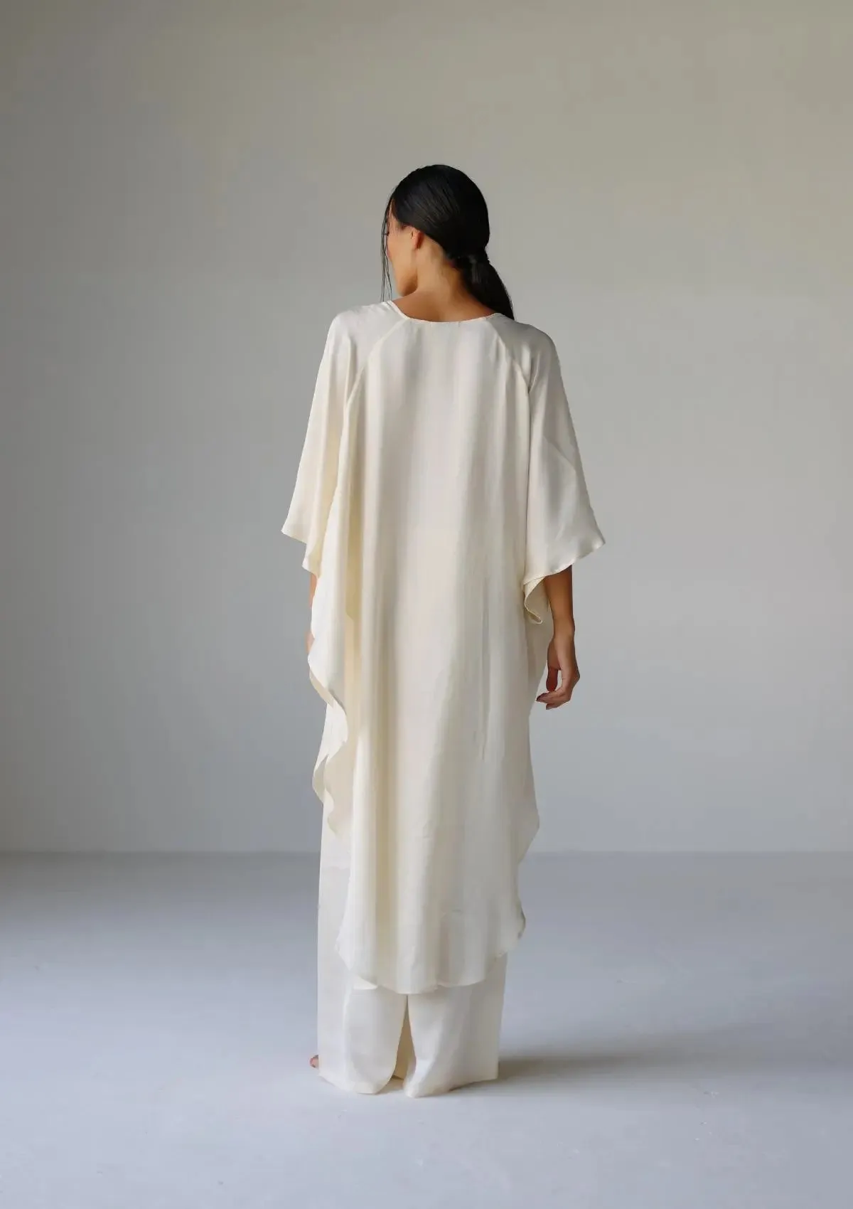 KARLA CAPE - UNDYED