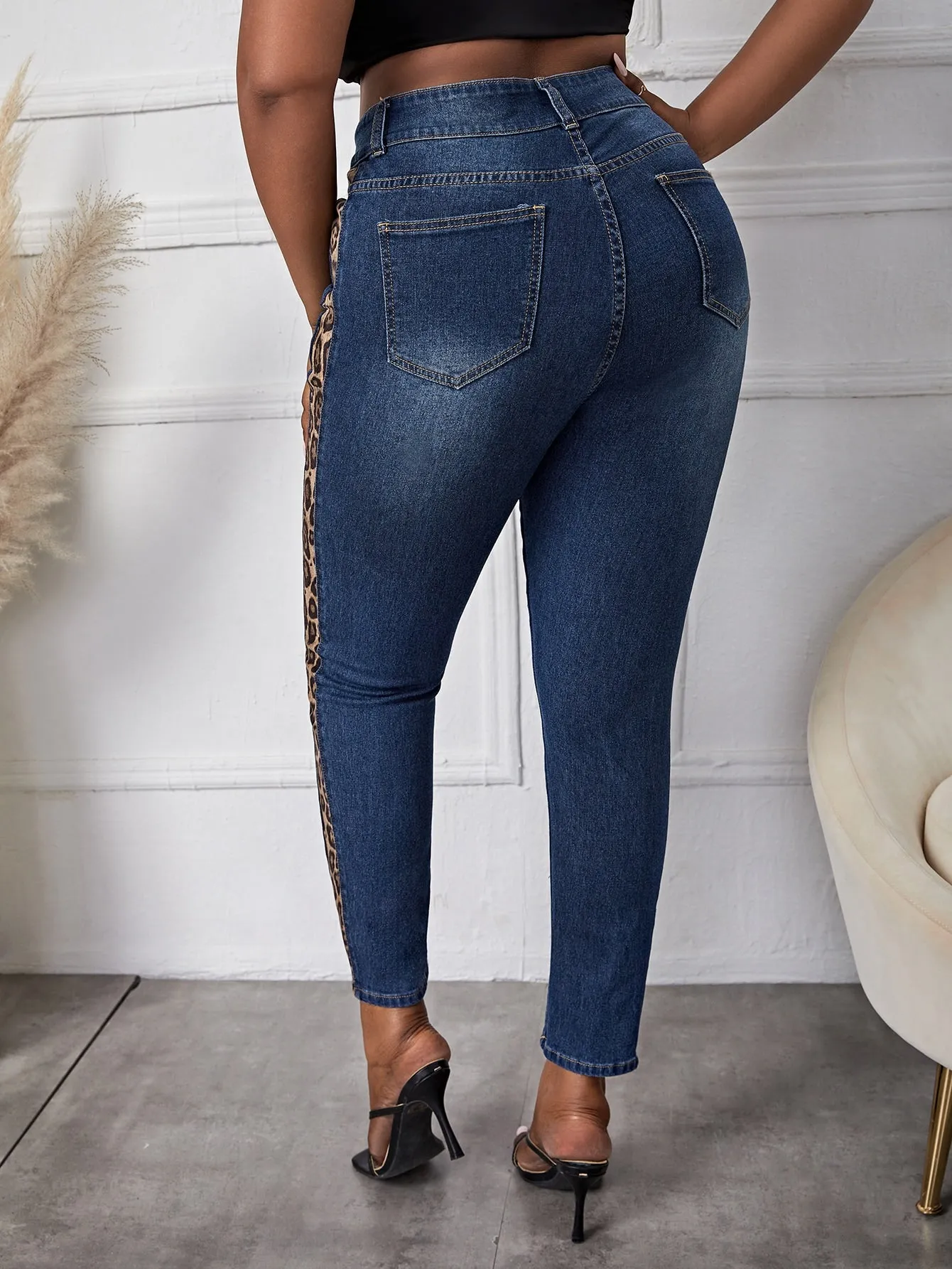 Leopard Zipper High Waist Cropped Plus Size Jeans