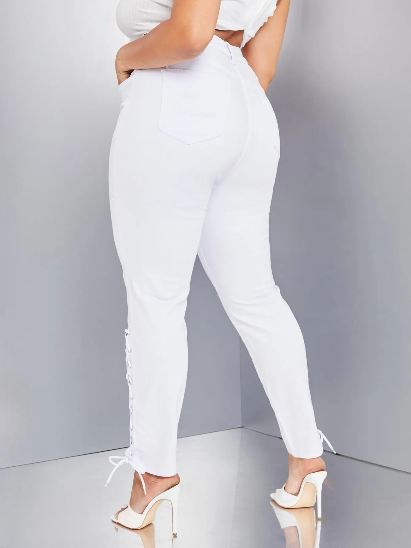 Plain Grommet Eyelet High Waist Long Plus Size Jeans