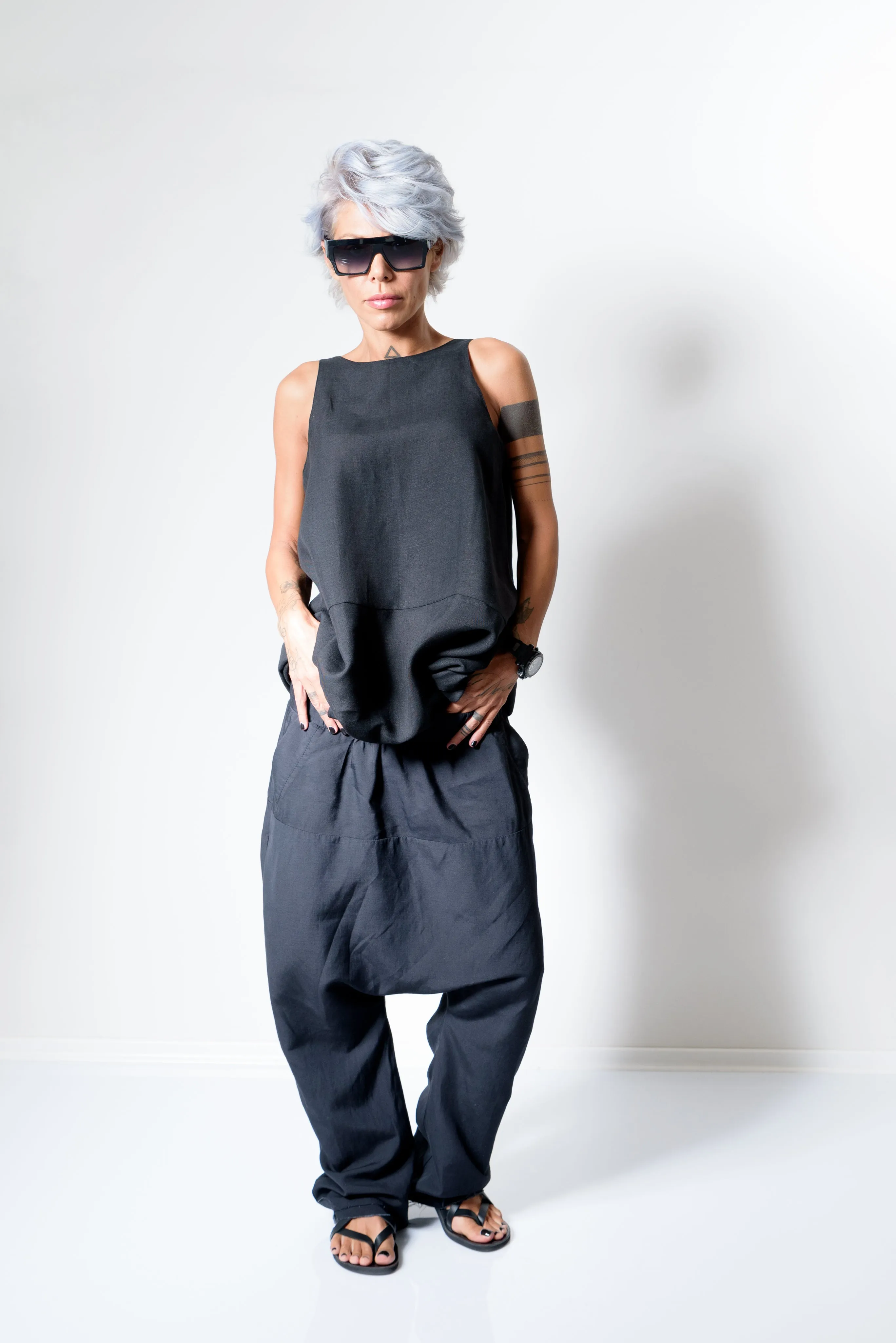 Relaxed Linen Harem Pants