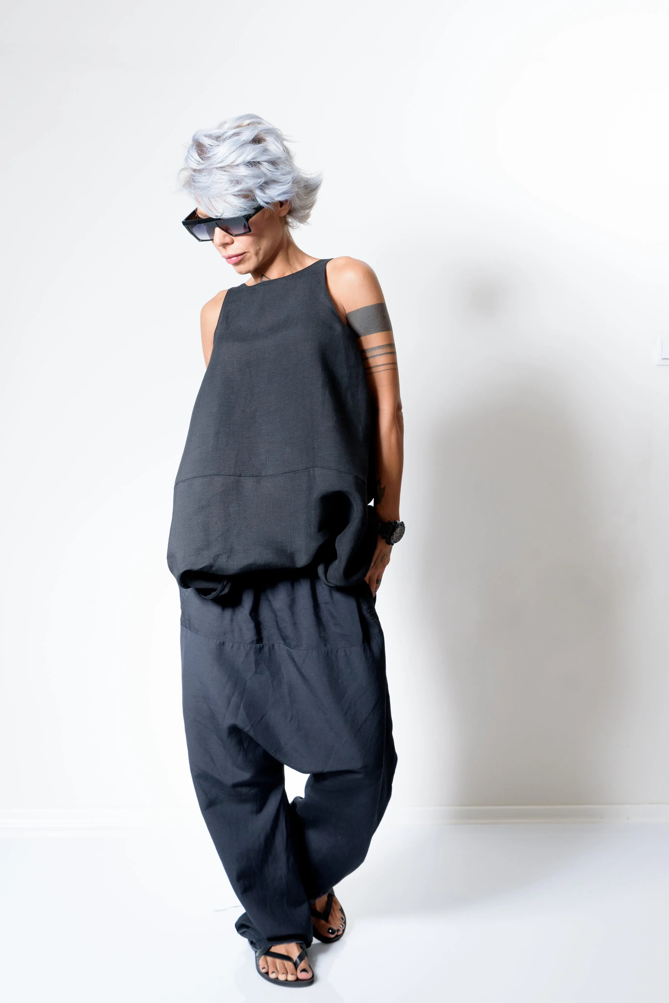 Relaxed Linen Harem Pants