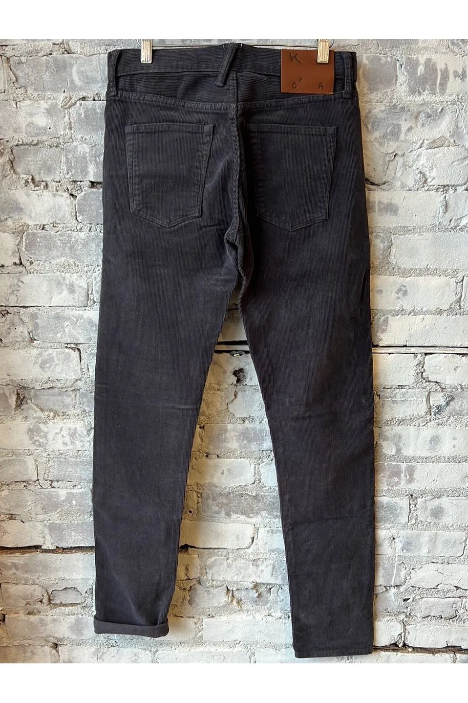 The Pen Slim Stretch 16w Corduroy - Charcoal