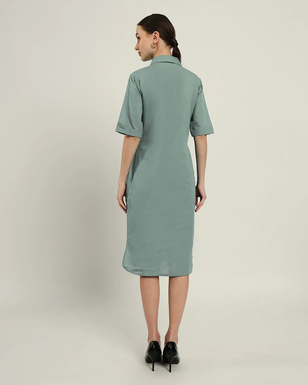 The Tampa Daisy Carolina Linen Dress