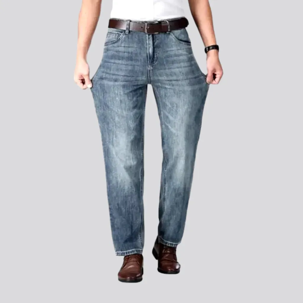 Thin men's tapered jeans