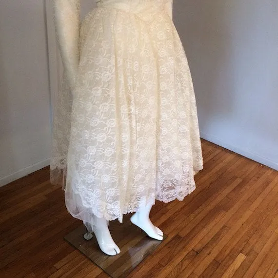 Vintage 1950's Tulle and Lace Wedding Dress/Cocktail Length 50s Wedding Dress