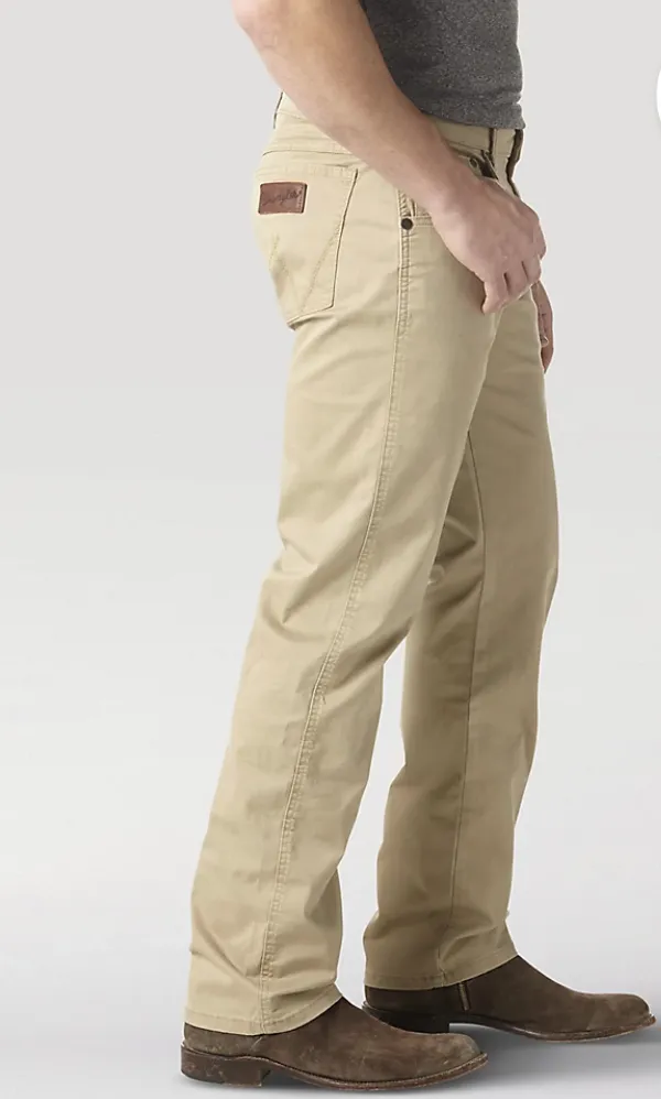 WRANGLER MENS RETRO SLIM FIT STRAIGHT LEG PANT IN FAWN STYLE 88MWZFN