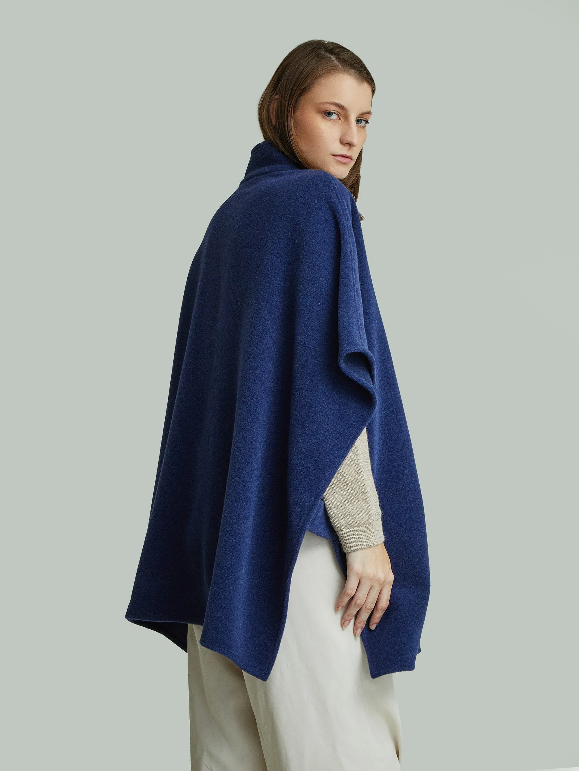 Yvonne Cape Baby Alpaca & Wool Color Blue